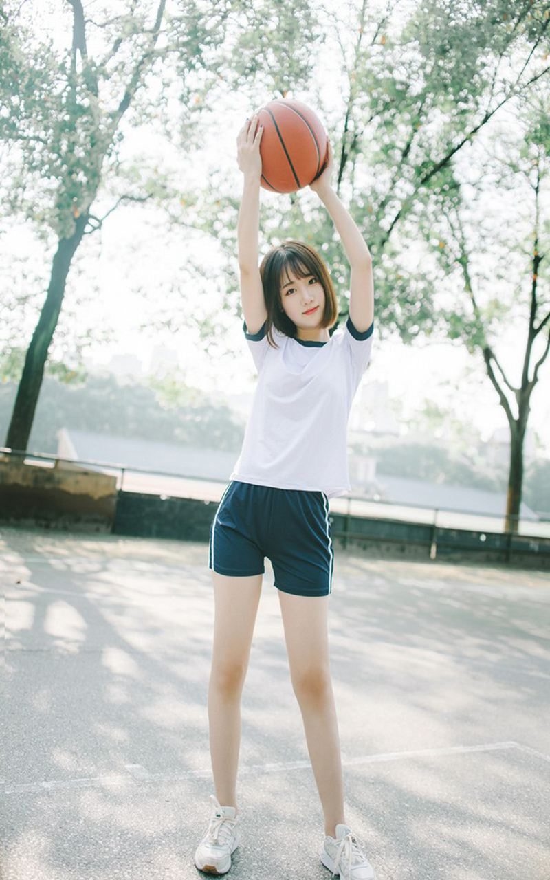 篮球美女(1).jpg